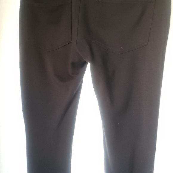 Paige Skinny Jeans. - Picture 4 of 5